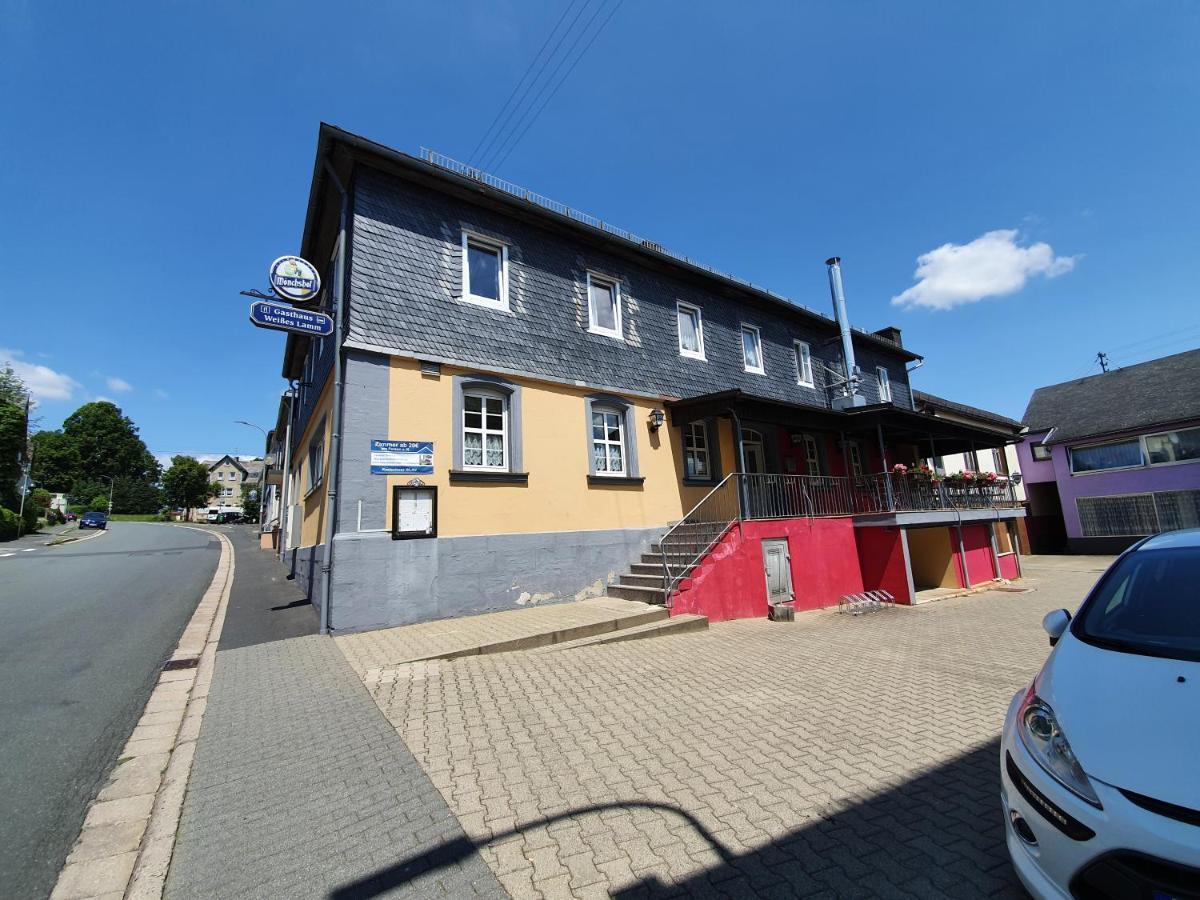 Gaestehaus Weisses Lamm - Monteurzimmer Nordhalben Экстерьер фото