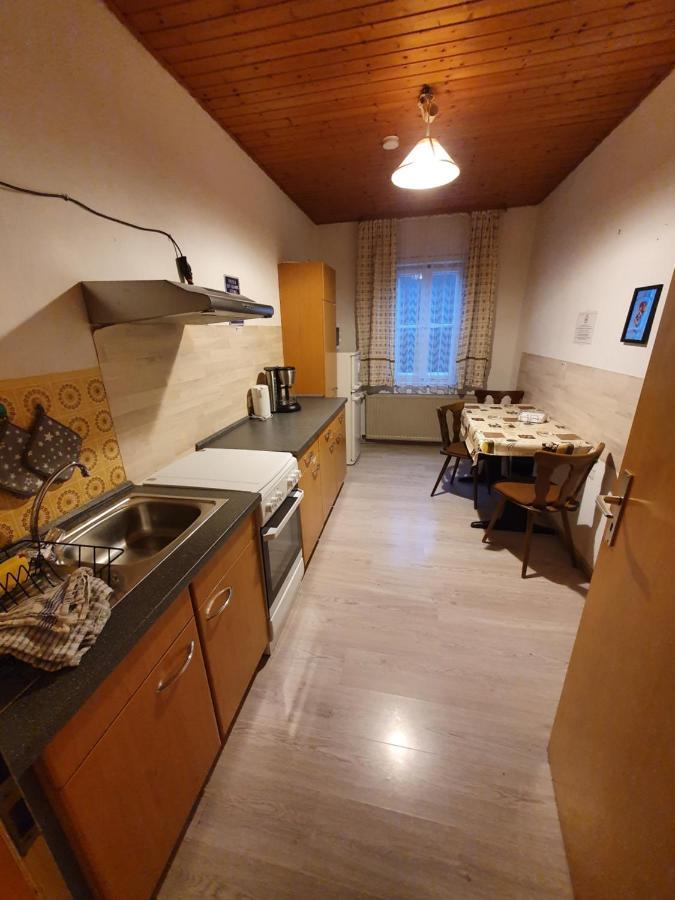 Gaestehaus Weisses Lamm - Monteurzimmer Nordhalben Экстерьер фото