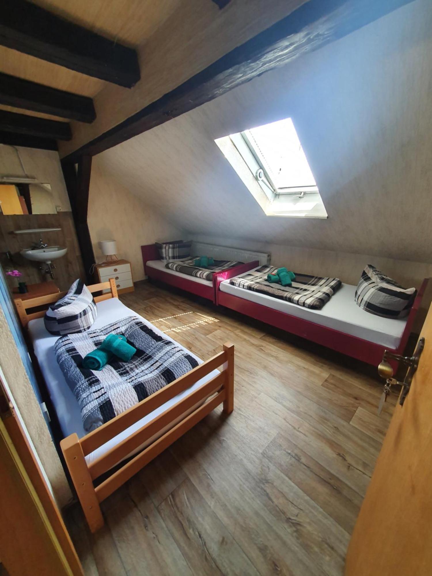 Gaestehaus Weisses Lamm - Monteurzimmer Nordhalben Экстерьер фото