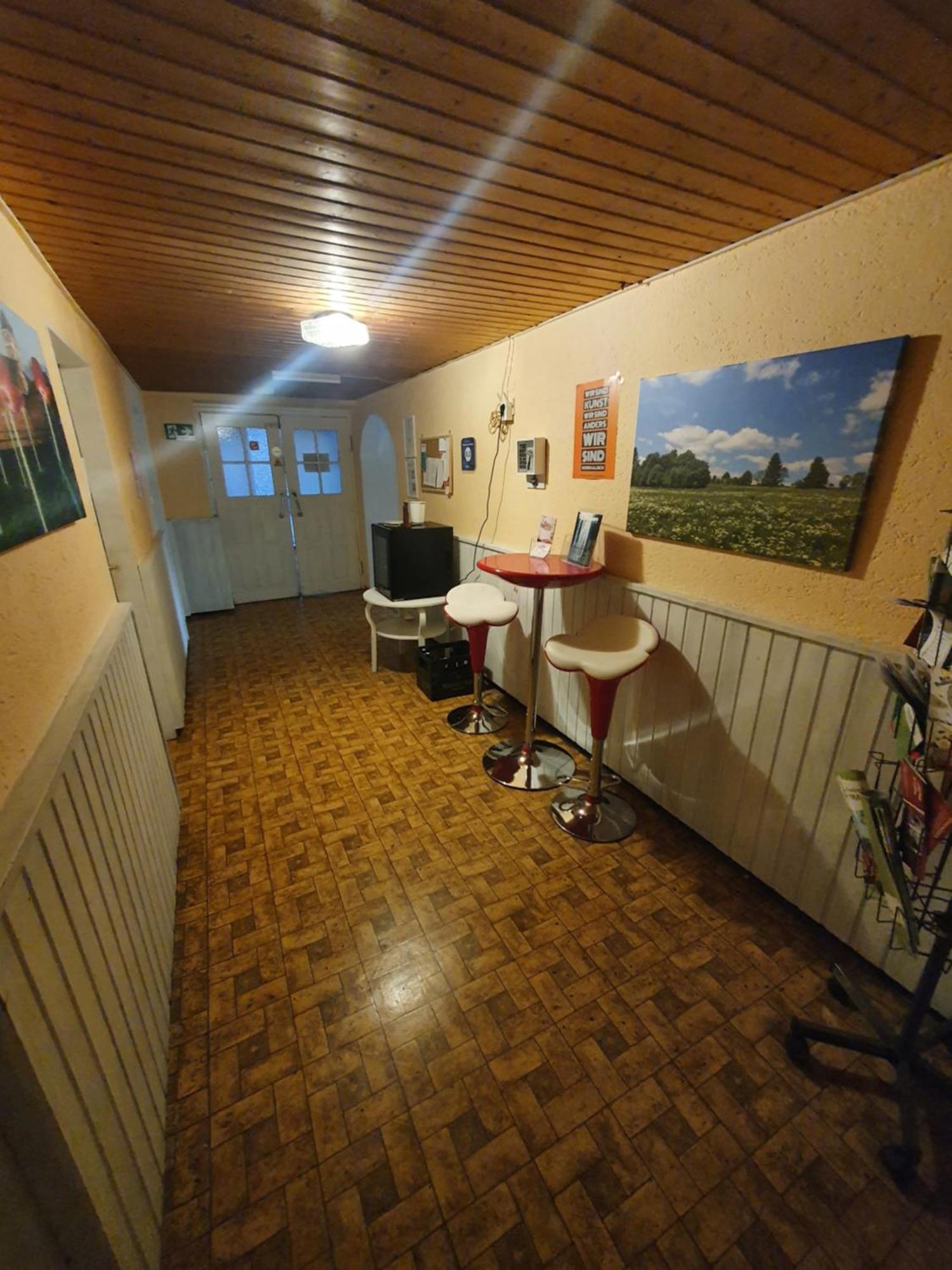 Gaestehaus Weisses Lamm - Monteurzimmer Nordhalben Экстерьер фото